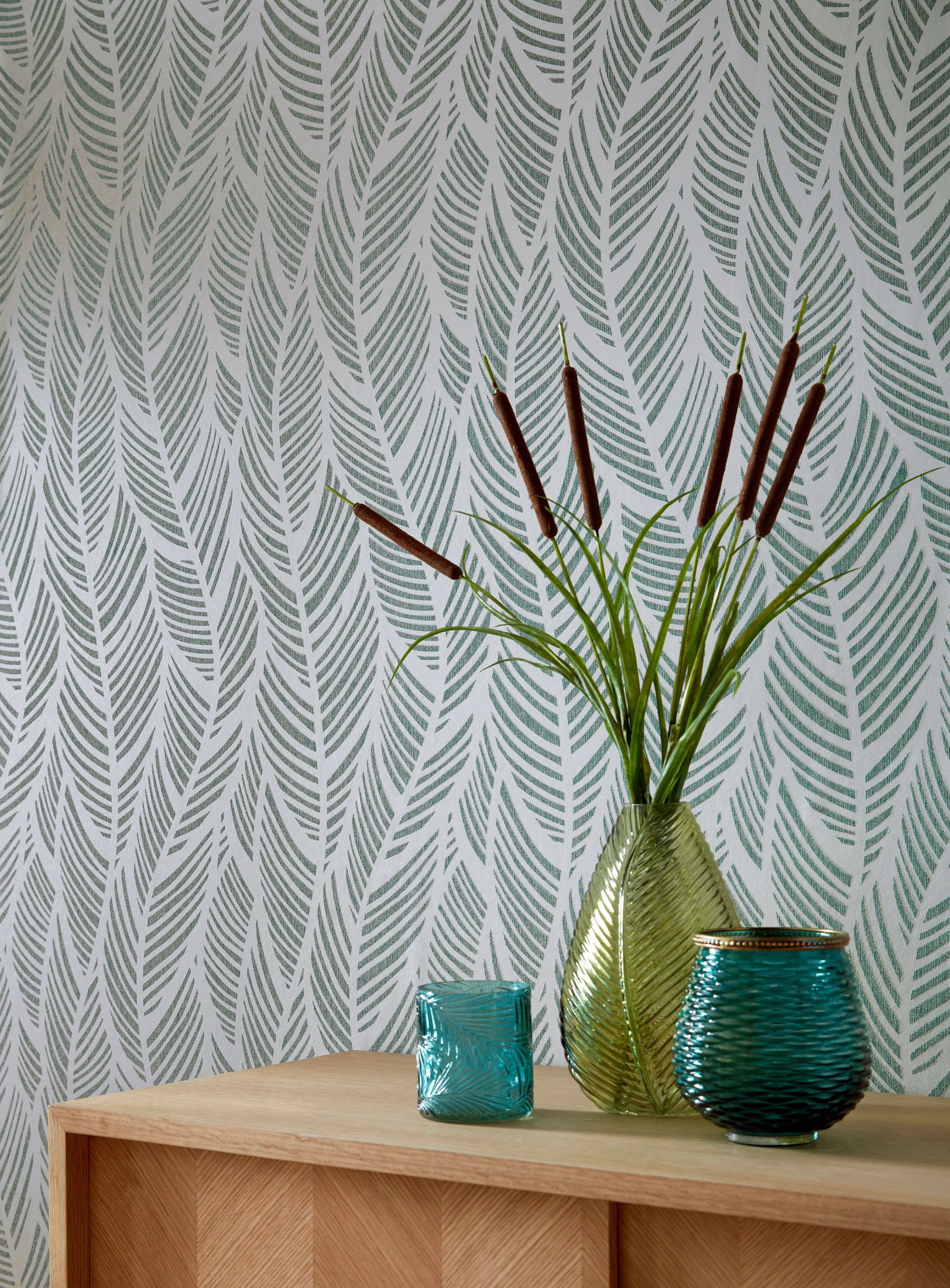 Обои 1838 Wallcoverings Willow Bramble Mineral 2008-149-02